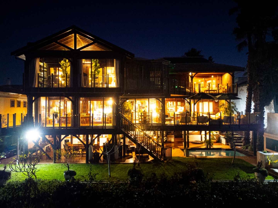 5 Bedroom Property for Sale in Yzerfontein Western Cape